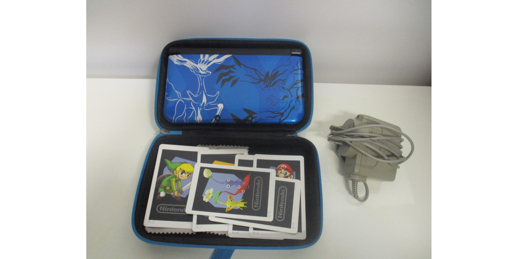 Nintendo 3ds best sale xl case pokemon